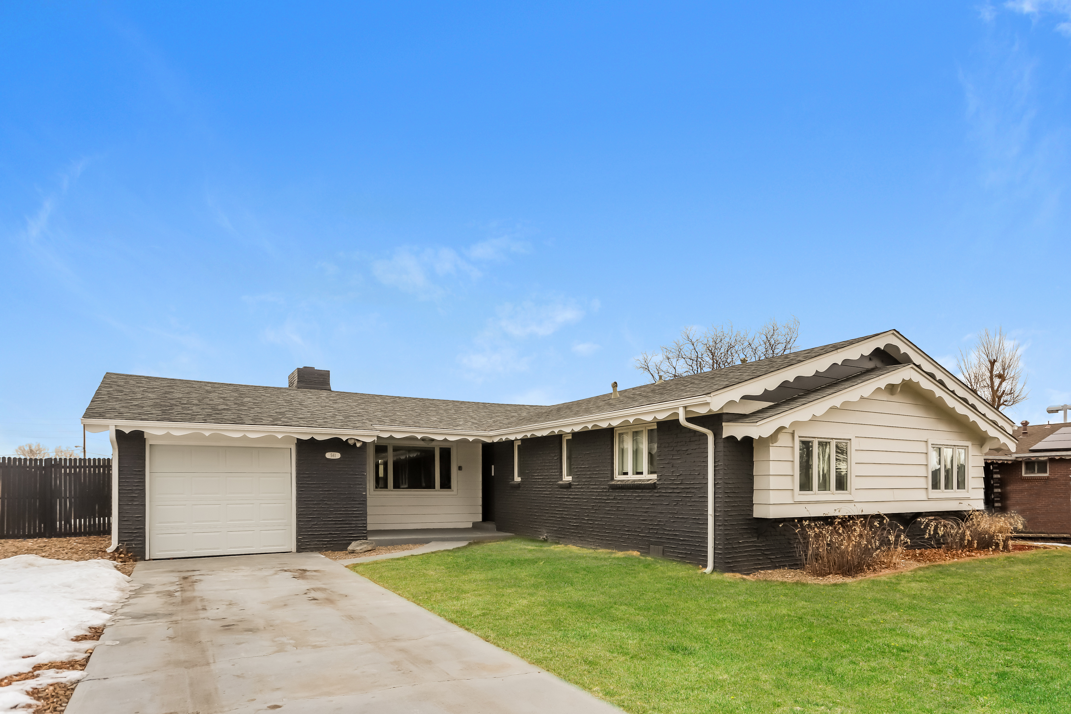561 IOLA STREET AURORA, CO 80010